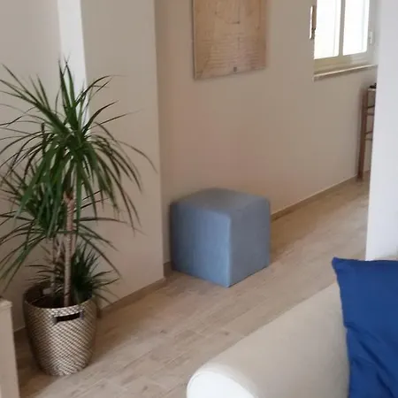 Marina'S Apartment Daire *