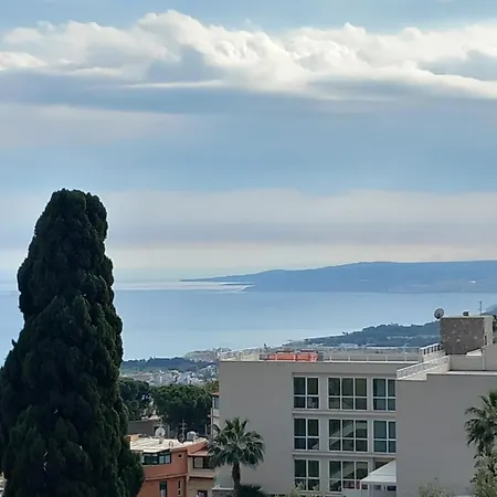 Marina'S Apartment